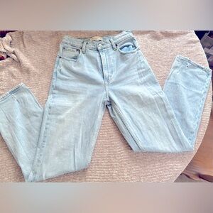 Abercrombie 90s Straight Ultra High Rise Jeans